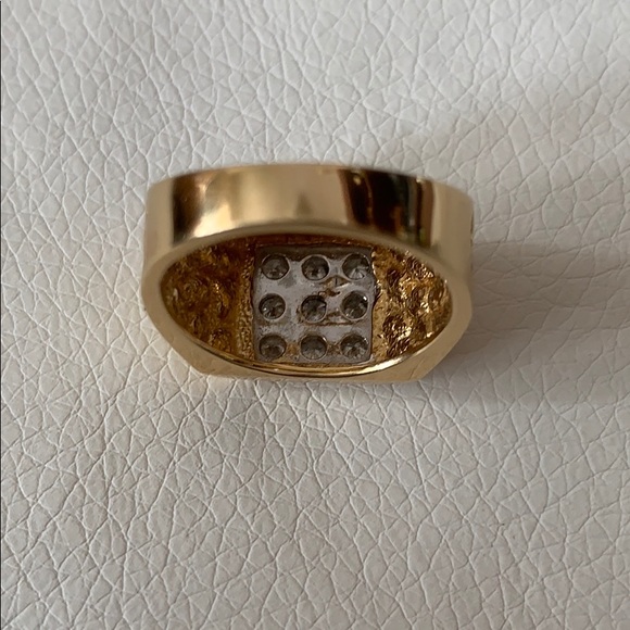 14k Yellow Gold Diamond ring ~ Size 9 - Picture 8 of 8